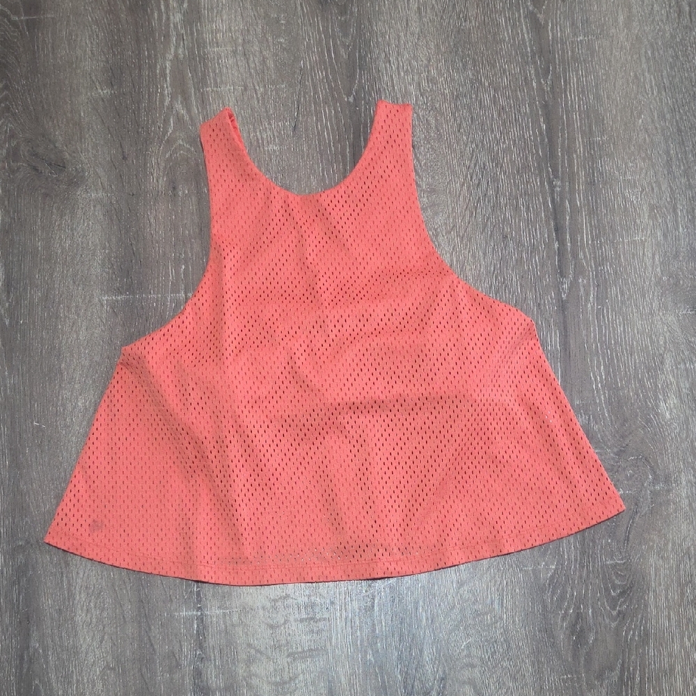 Lucy Activewear Light And Free Layered Mesh Sports Bra Top In Wild Coral Small